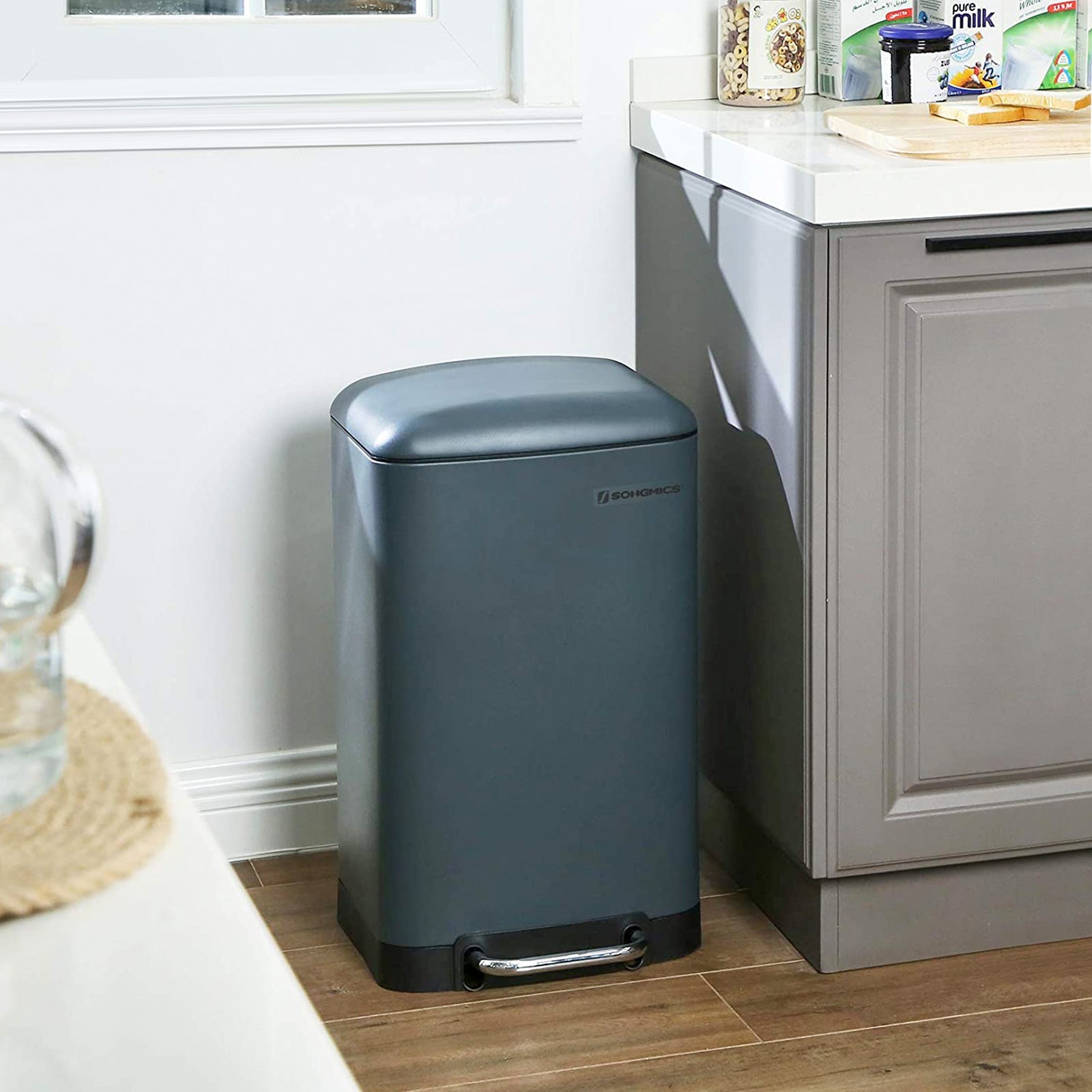 Waste bin - Steel pedal bin - 10 l - With inner bucket and soft close lid - Gray