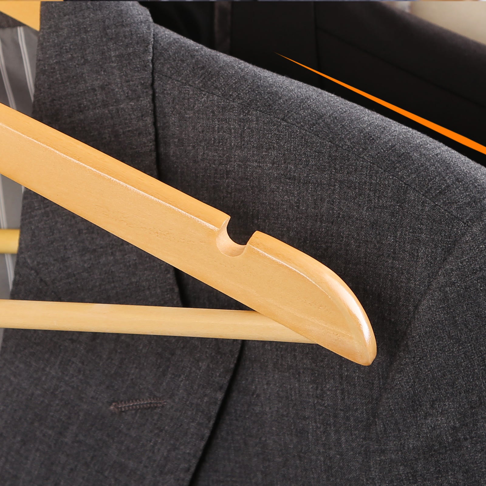 Wooden clothes hangers - Set of 50 - Solid wood - Natural color