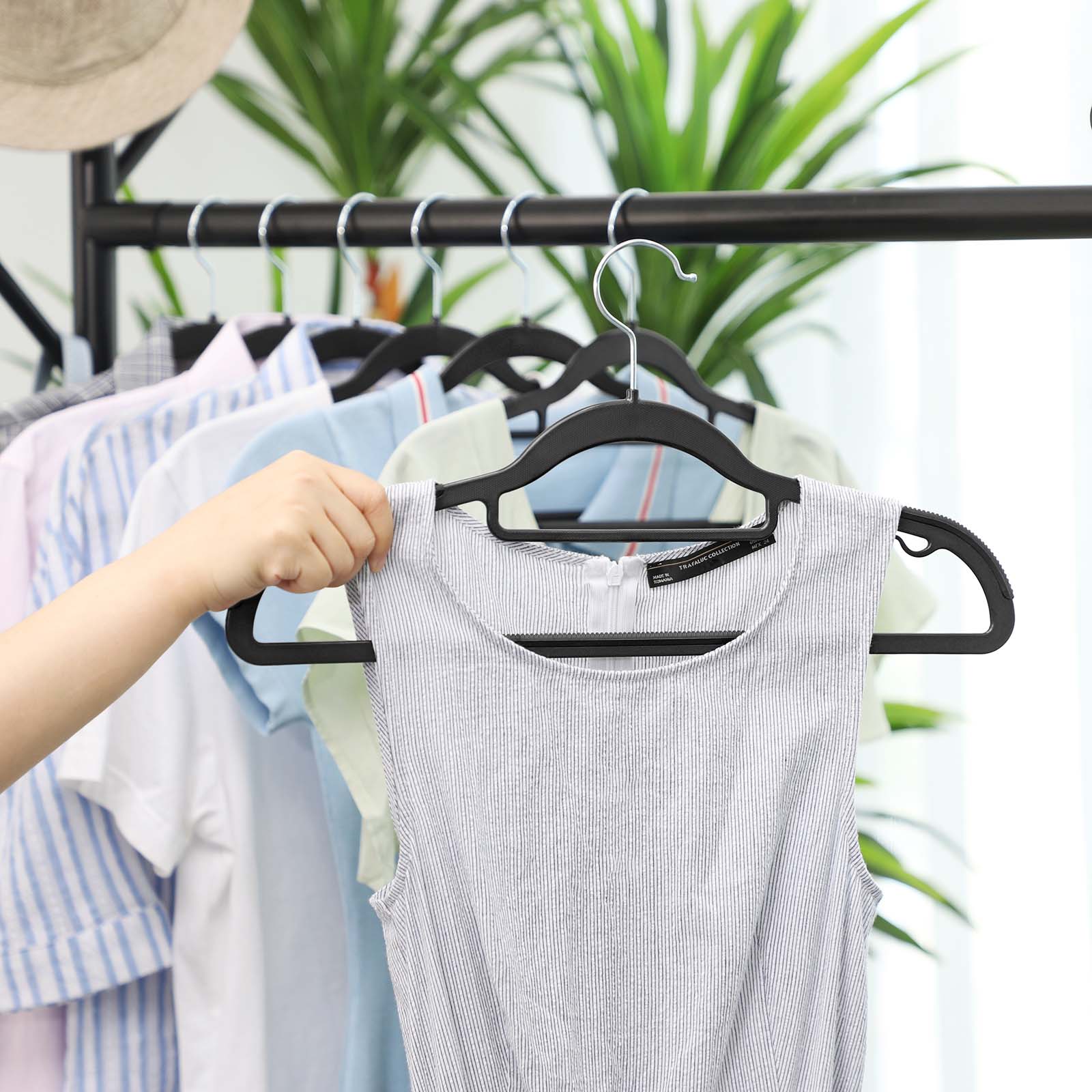 Clothing hangers - Anti -slip - Set of 50 - Gray