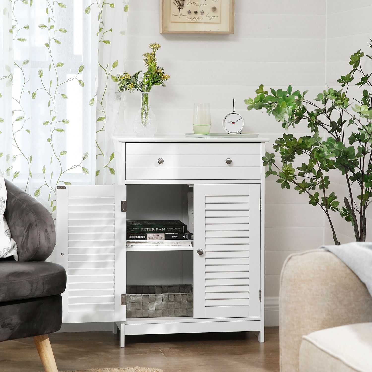 Bathroom cabinet - With 2 slat doors - With adjustable shelves - White