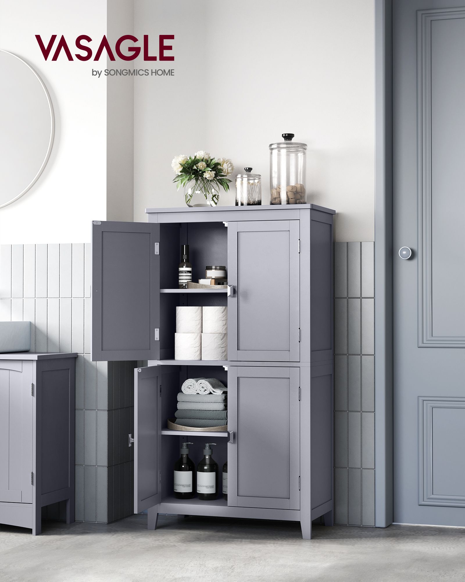 Kitchen cupboard - with 4 doors - adjustable shelves