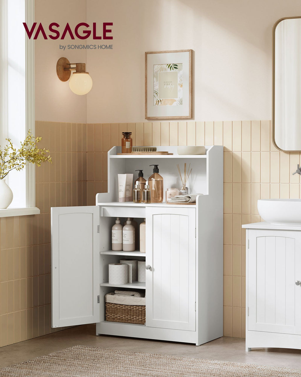 Bathroom cabinet - with 2 doors and shelves - Wolkwit