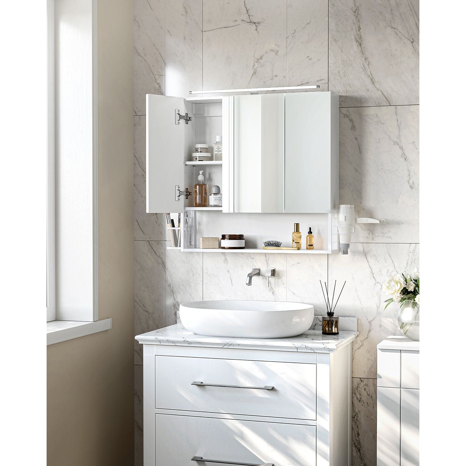 Bathroom mirror cabinet - 3 doors - with lighting and adjustable plank