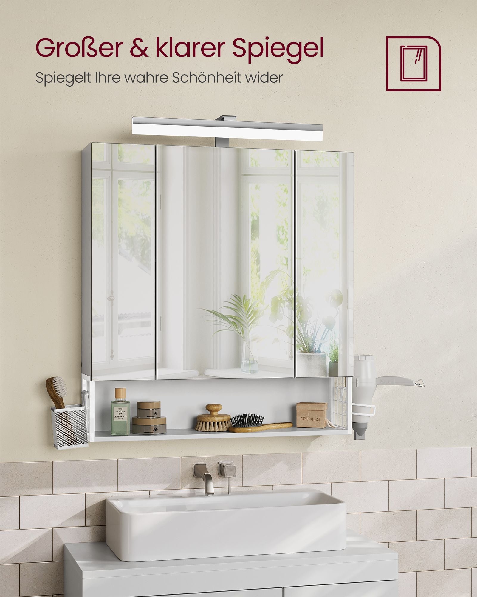 Bathroom furniture - With sockets and 3 doors - Wolkwit