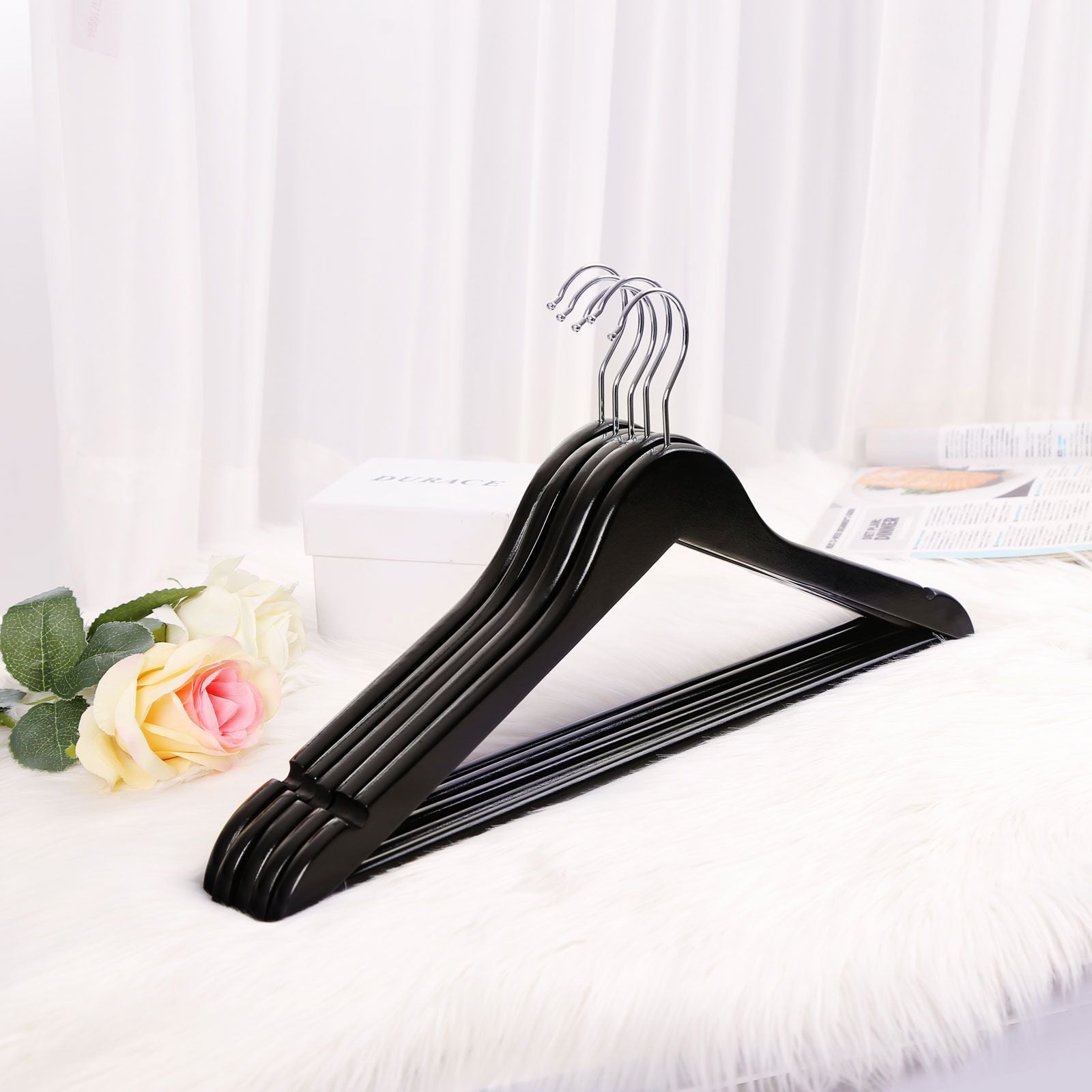 Clothing hangers - 20 pieces - Solid wood - Black