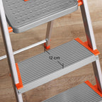 Ladder - Aluminum - Anti -slip - 5 steps - up to 150 kg load capacity