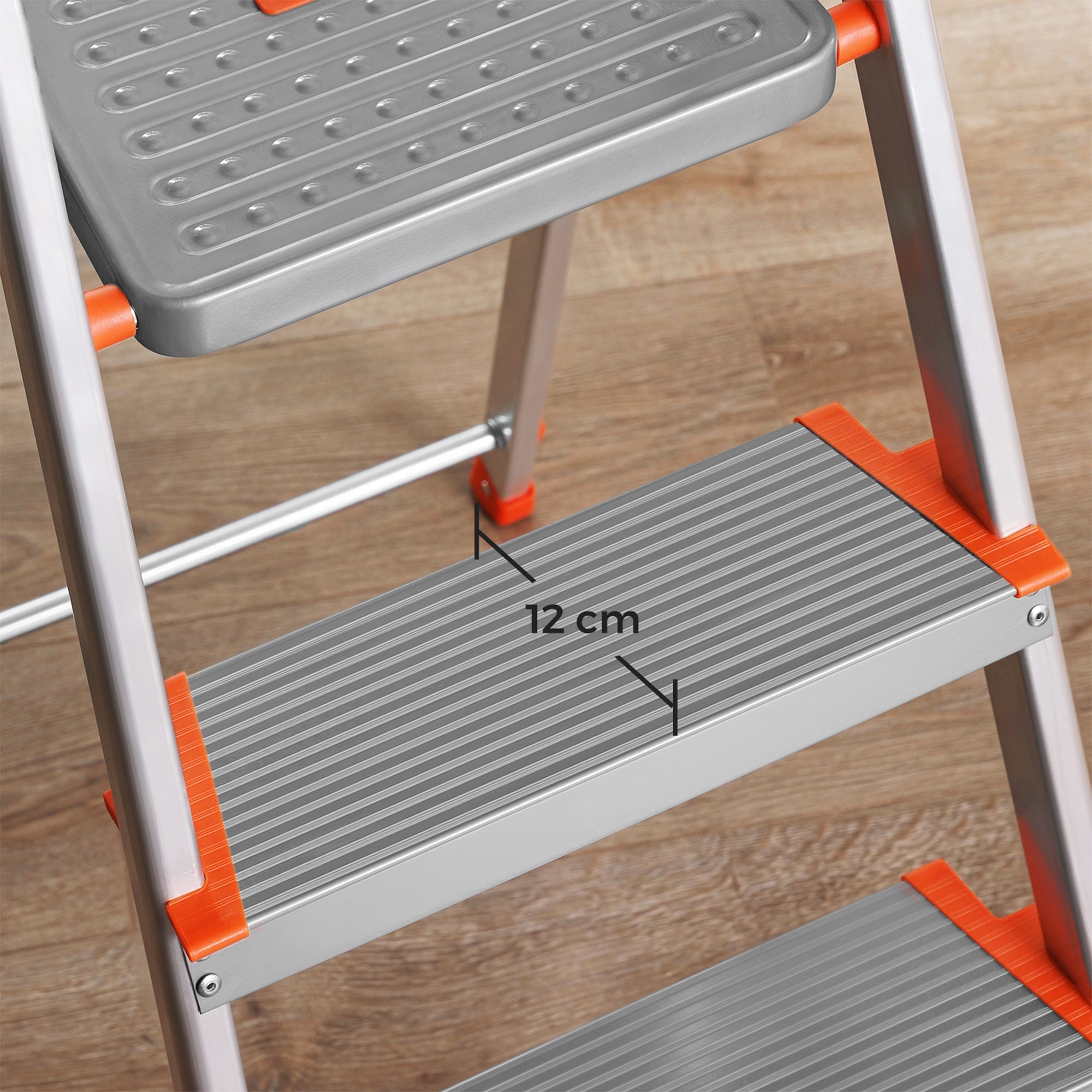 Ladder - Aluminum - Anti -slip - 5 steps - up to 150 kg load capacity
