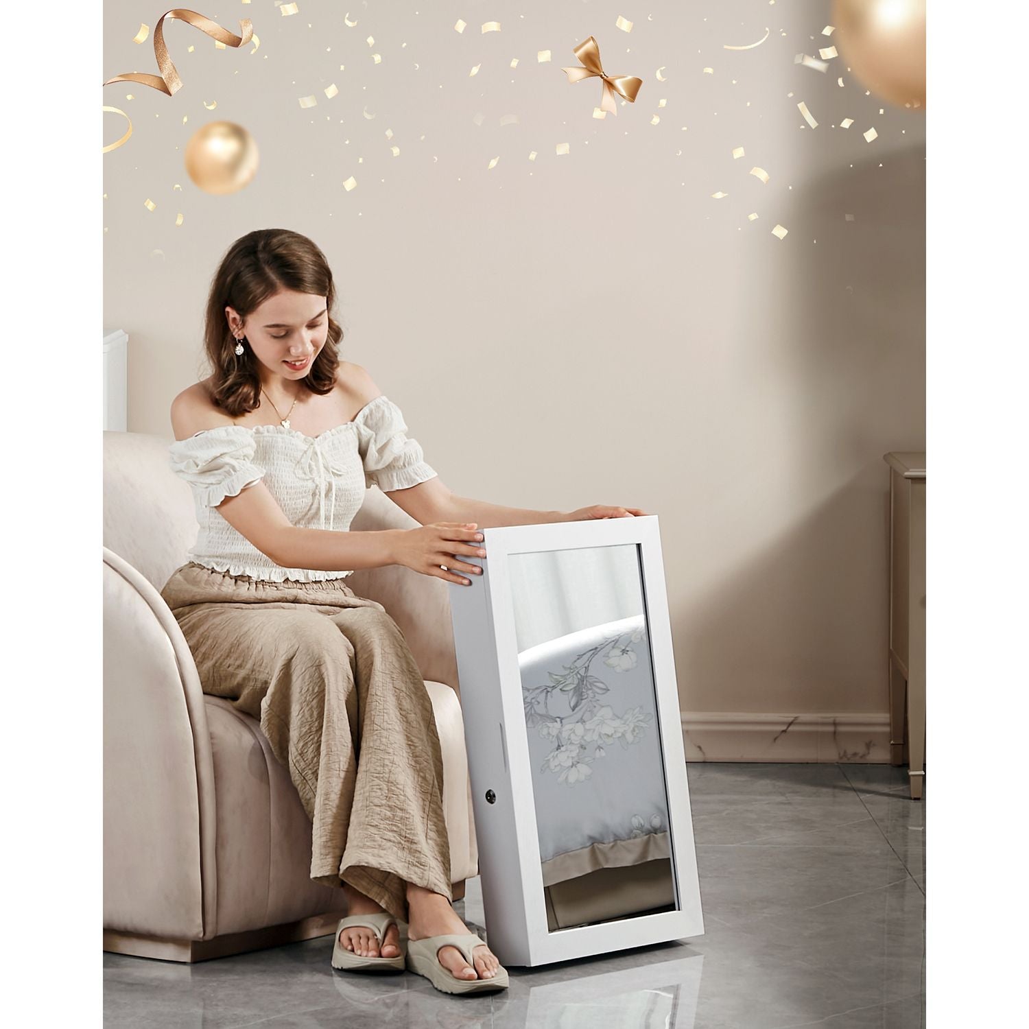 Jewelry cabinet - Hanging - with mirror - with lock - white