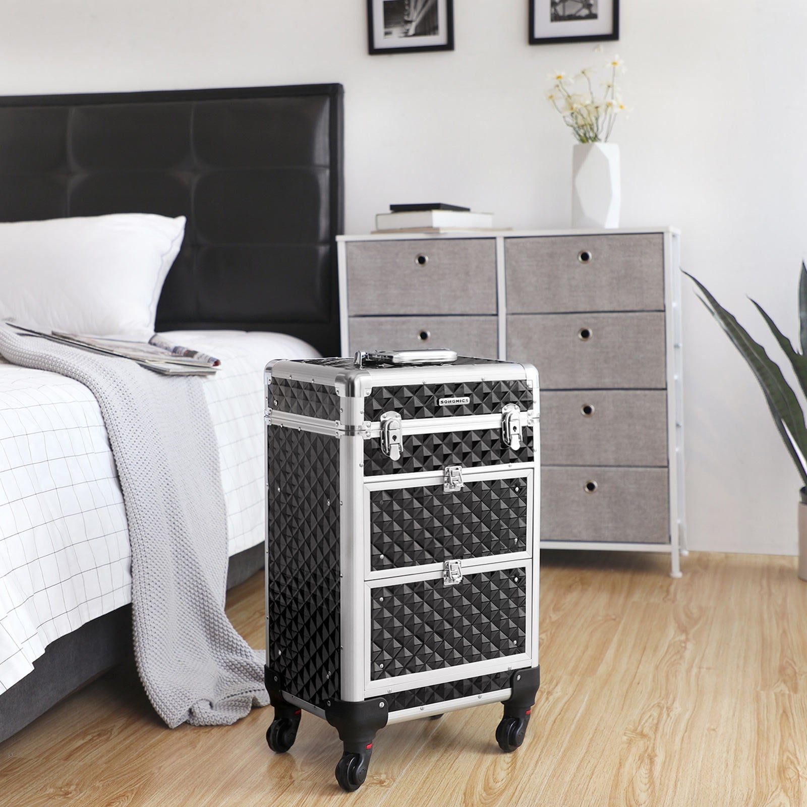 Make -up suitcase - Professional trolley - Hairdressing case with 4 wheels - Black