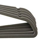 Set of 100 clothes hangers