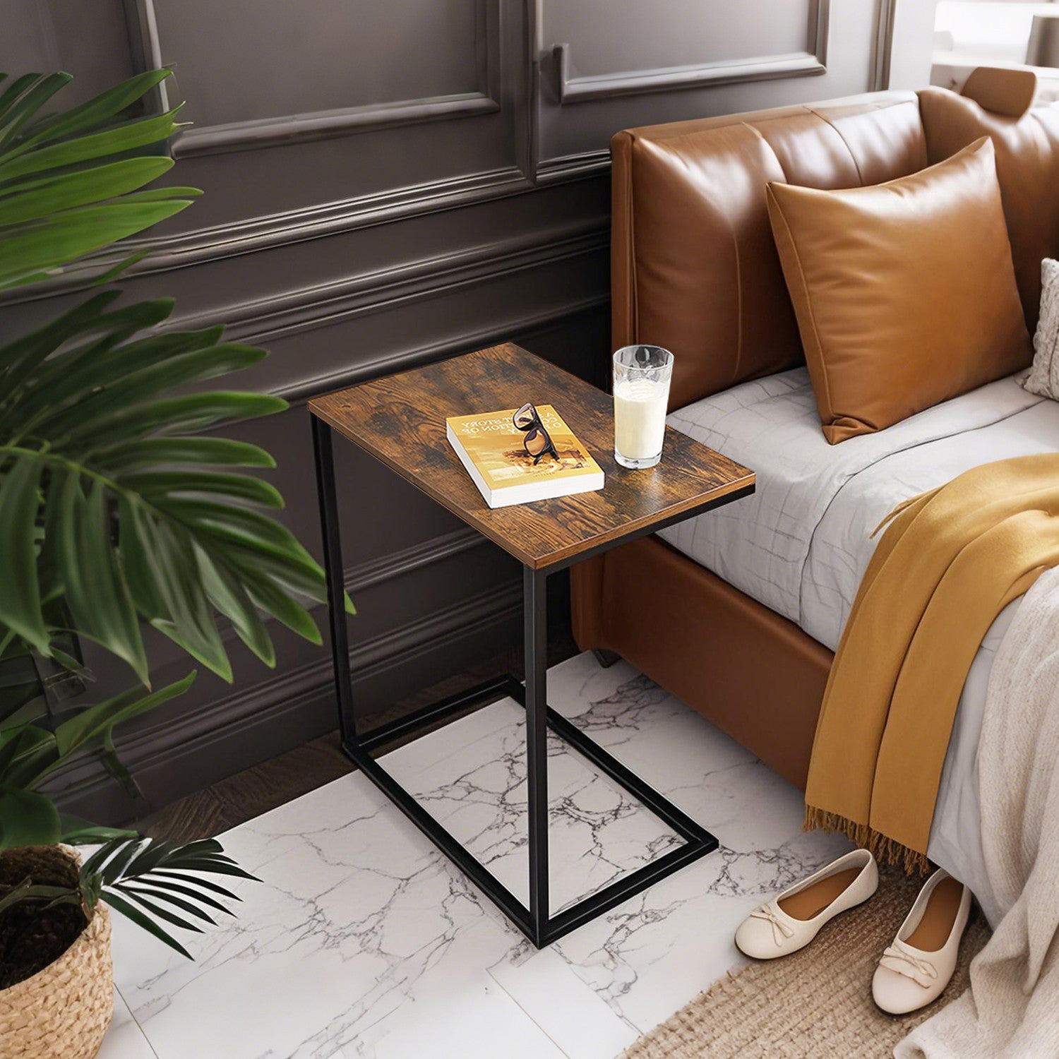 Side table - Small coffee table, compact and stylish