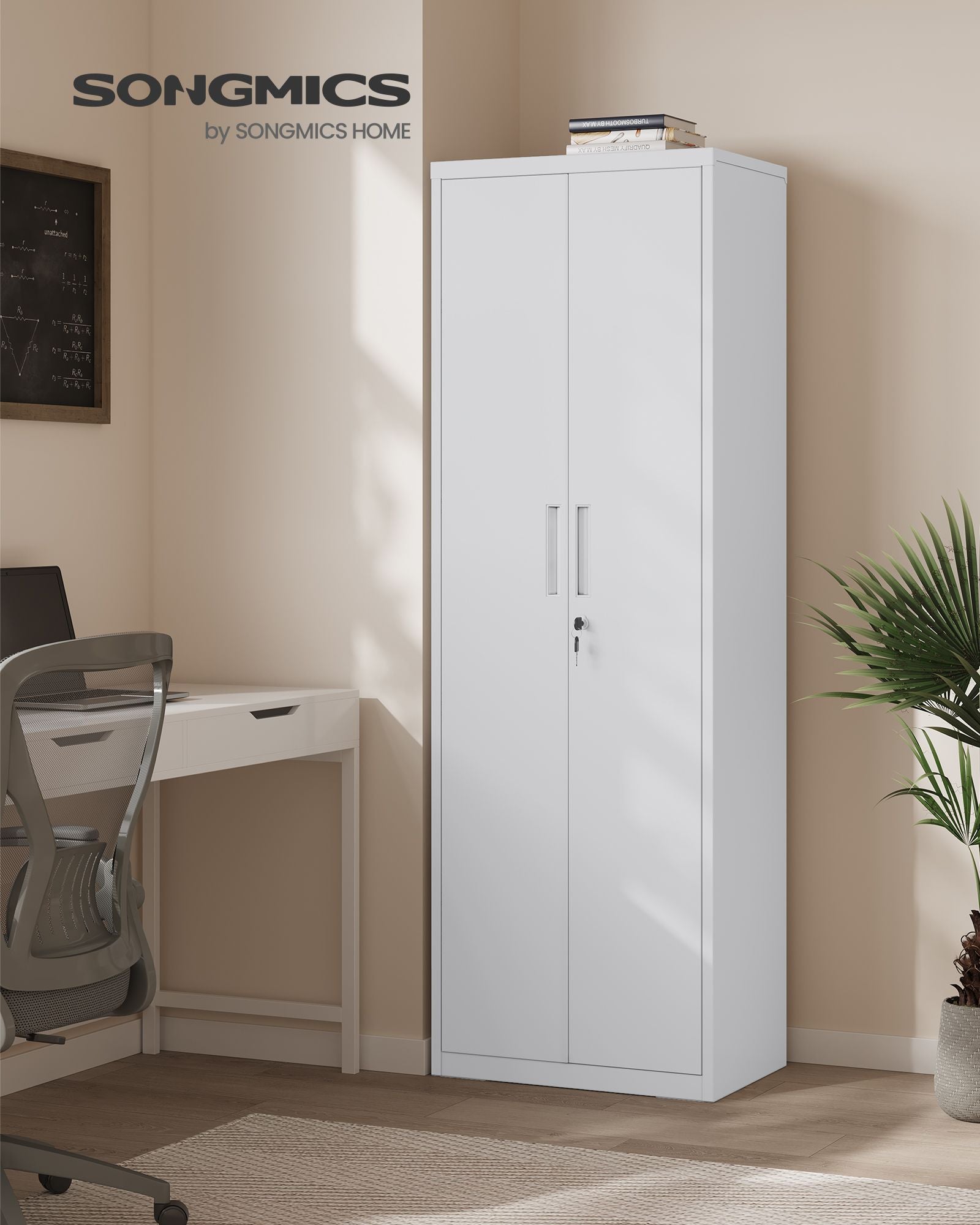 Archive cabinet with double doors and 5 levels