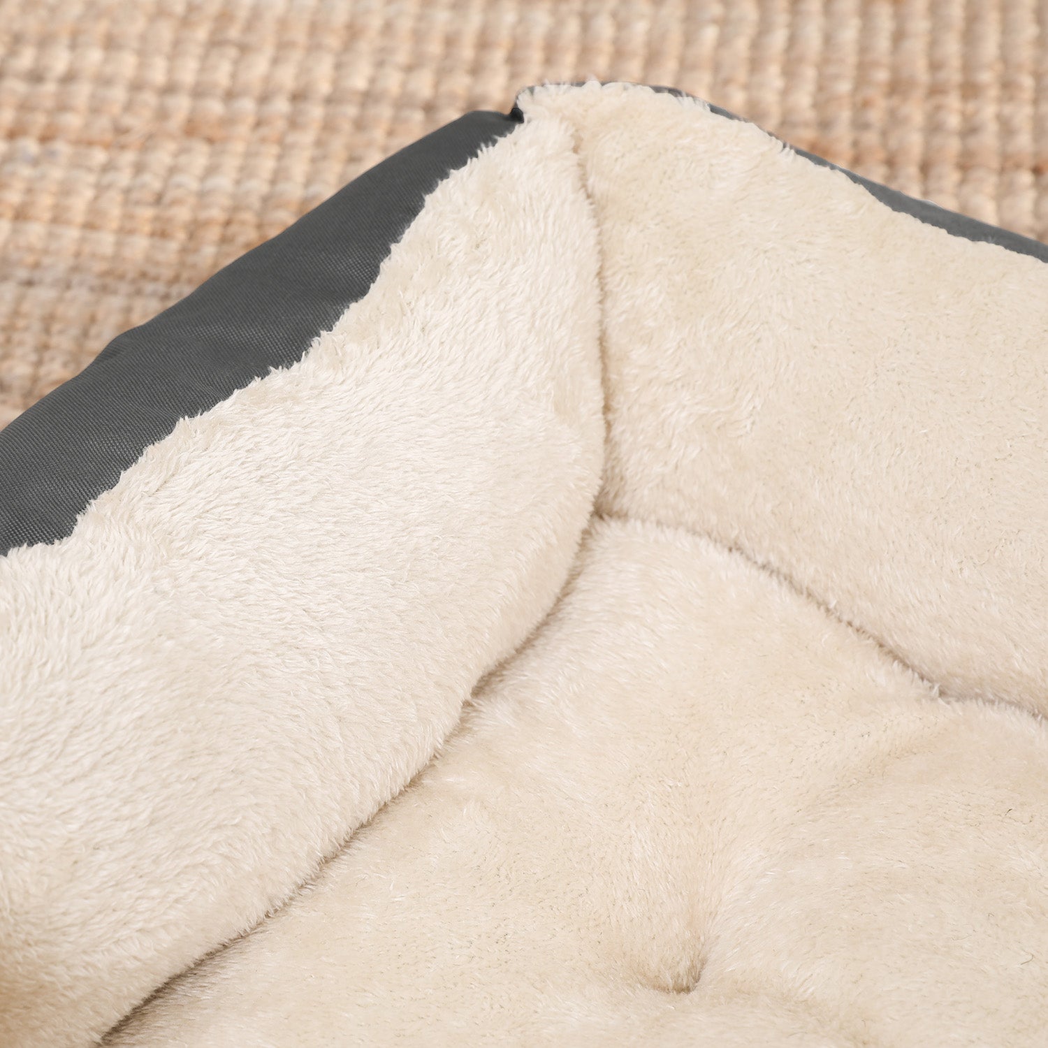 Dog bed - 65 x 55 x 20 cm - With reversible cushion - Gray