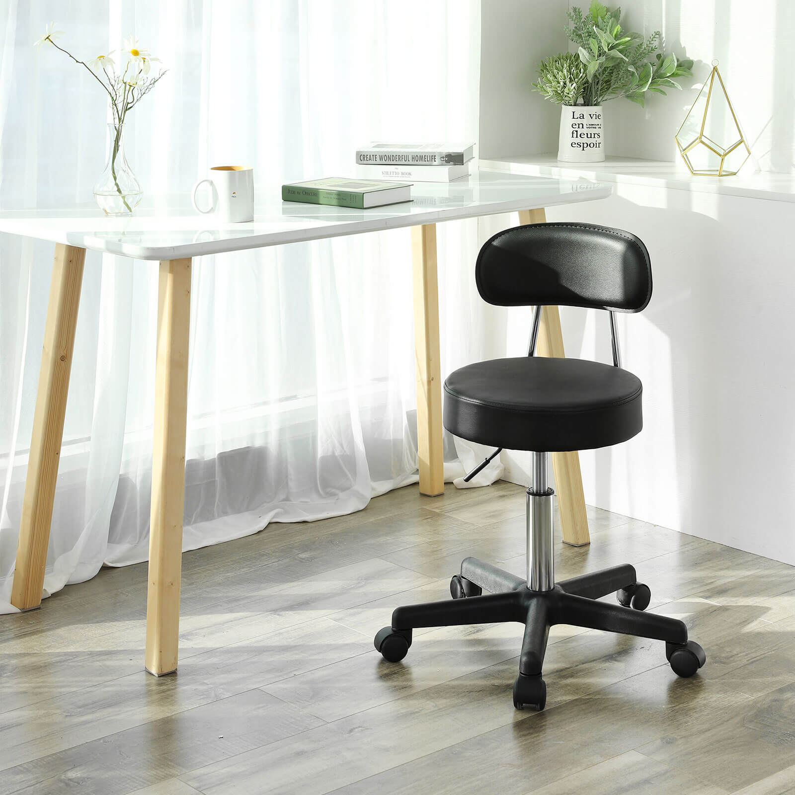 Work stool - with wheels - black