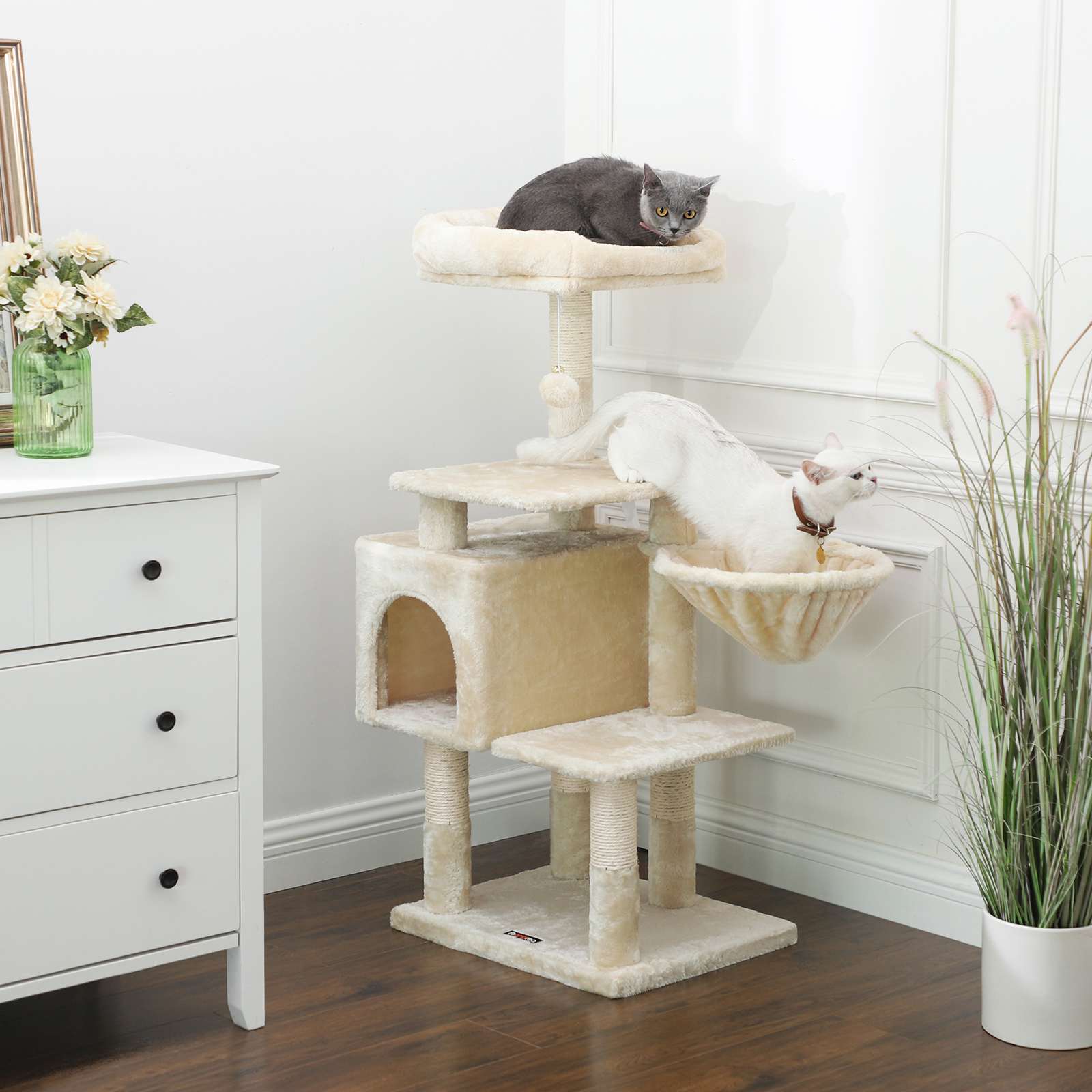 Scratching post - with lounger - 110 cm - beige