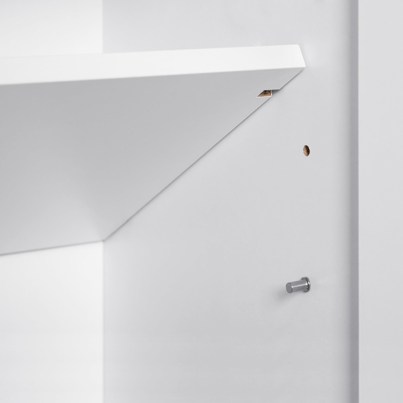 Bathroom furniture - “Modern notches”
