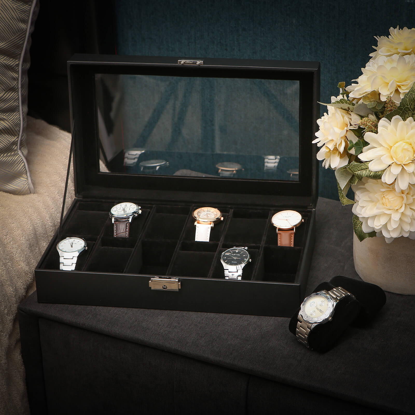 Watchbox - 12 watches - Glass lid - Black